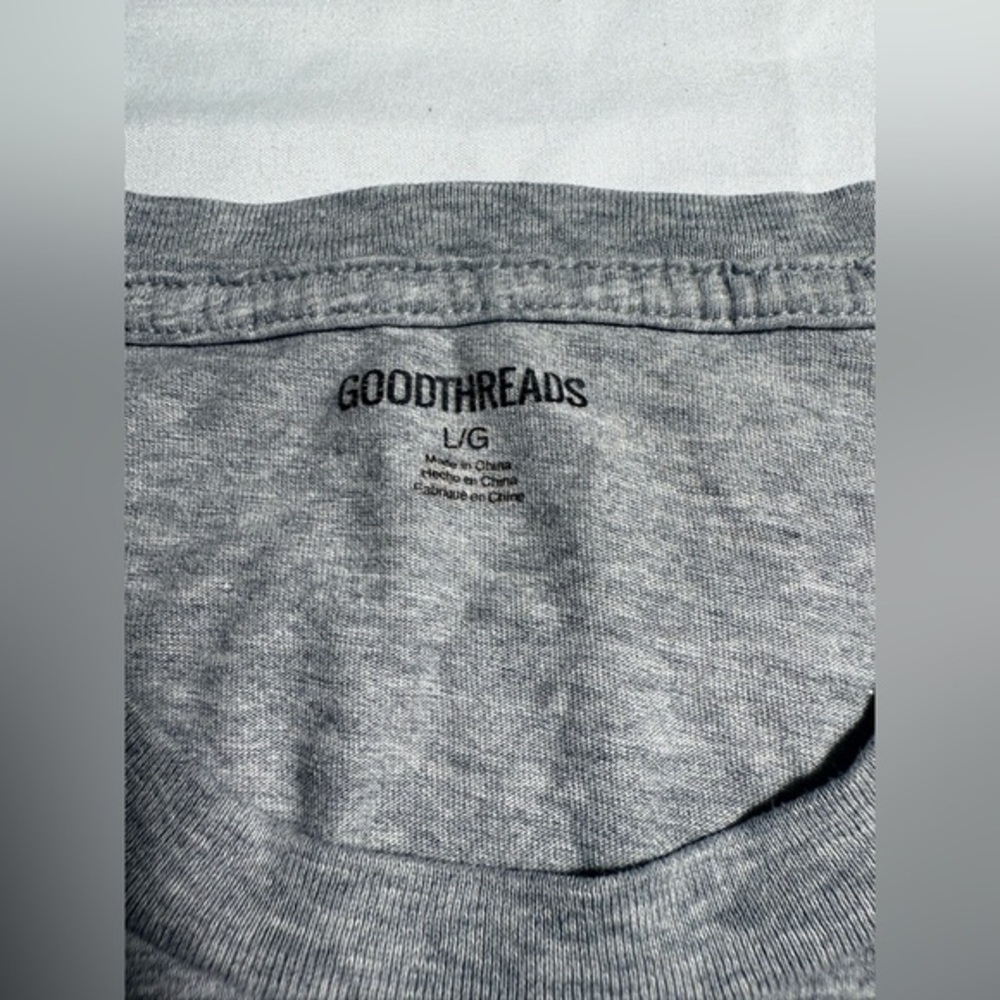 Goodthreads Gray Short Sleeve Tee - Picture 2 of 8